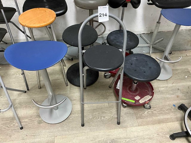 Werkplaats stoelen/krukken (14x) - afbeelding 3 van  7
