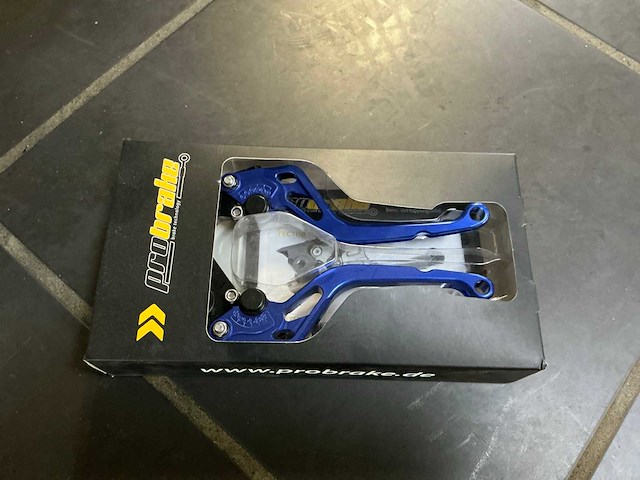 Werkplaatsinventaris, diagnose apparatuur, en diverse voorraad - afbeelding 7 van  15