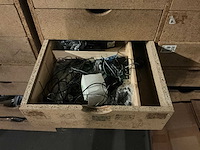 Werkplaatsinventaris en gereedschappen - afbeelding 4 van  41