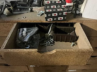 Werkplaatsinventaris en gereedschappen - afbeelding 23 van  41