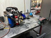 Werkplaatsinventaris en motoronderdelen - afbeelding 6 van  26