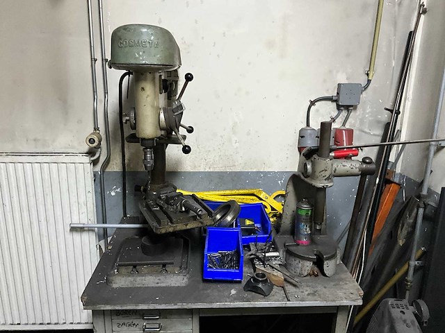 Werkplaatsinventaris en motoronderdelen - afbeelding 8 van  26