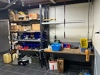 Werkplaatsinventaris en motoronderdelen