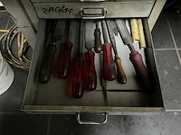 Werkplaatsinventaris en motoronderdelen - afbeelding 14 van  26