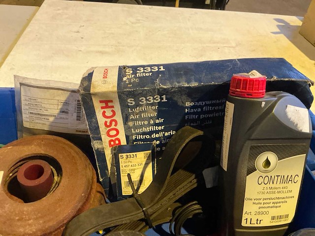 Werkplaatsinventaris in plastic krat (2x) - afbeelding 5 van  8