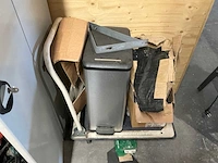 Werkplaatsinventaris met kast - afbeelding 15 van  15