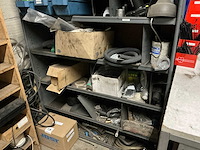 Werkplaatsinventaris / onderdelen - afbeelding 4 van  17