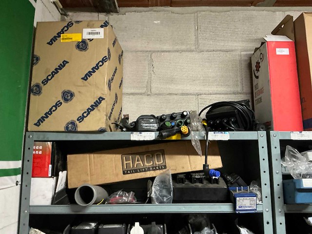 Werkplaatsinventaris / onderdelen - afbeelding 7 van  17