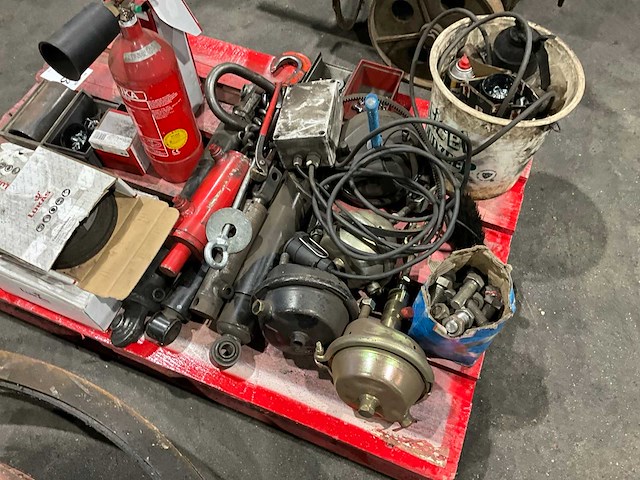 Werkplaatsinventaris - afbeelding 4 van  5