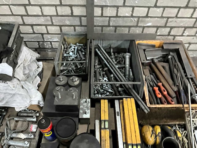 Werkplaatsinventaris - afbeelding 5 van  7