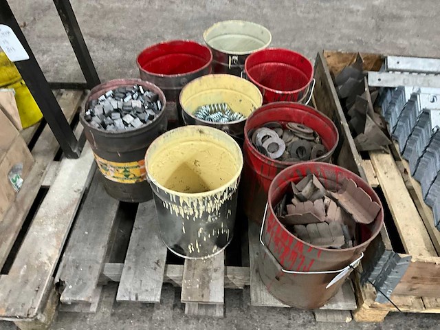 Werkplaatsinventaris - afbeelding 2 van  6