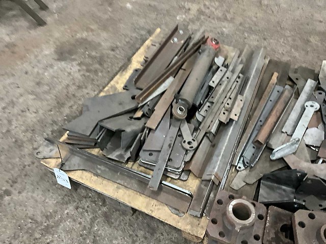 Werkplaatsinventaris - afbeelding 6 van  6