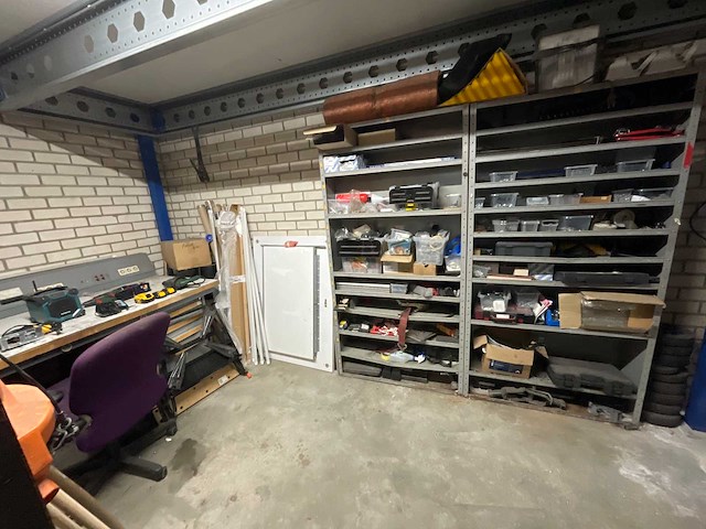 Werkplaatsinventaris - afbeelding 1 van  32