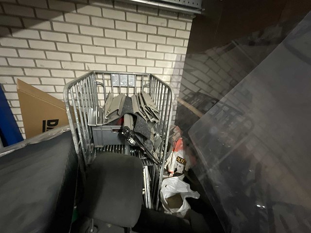 Werkplaatsinventaris - afbeelding 19 van  32