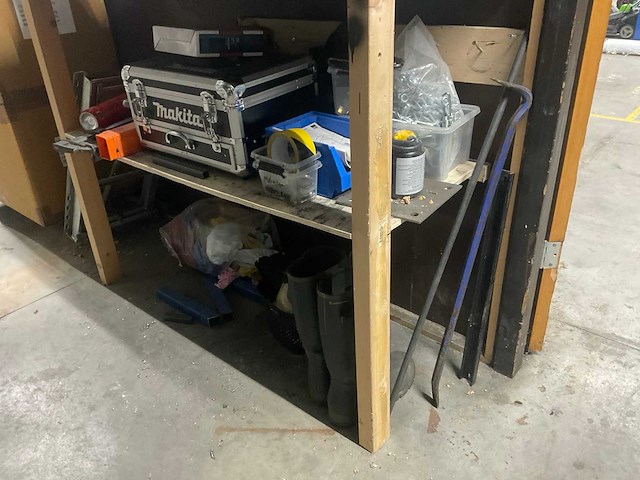 Werkplaatsinventaris - afbeelding 25 van  32