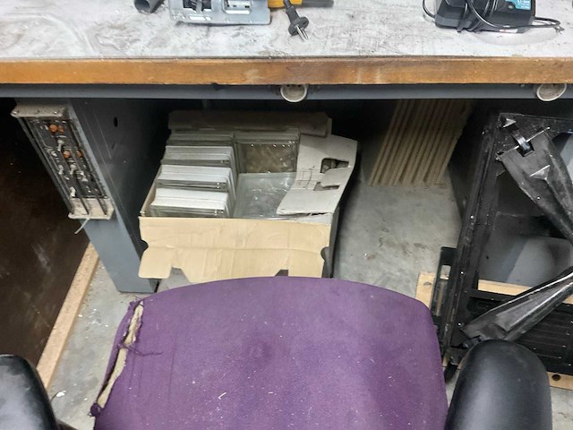 Werkplaatsinventaris - afbeelding 30 van  32