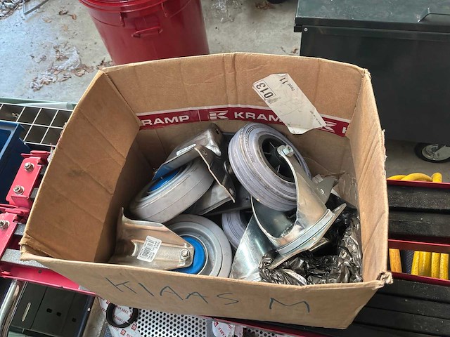 Werkplaatsinventaris - afbeelding 2 van  4