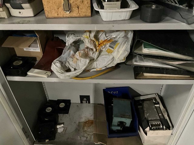 Werkplaatskast (2x) - afbeelding 13 van  14