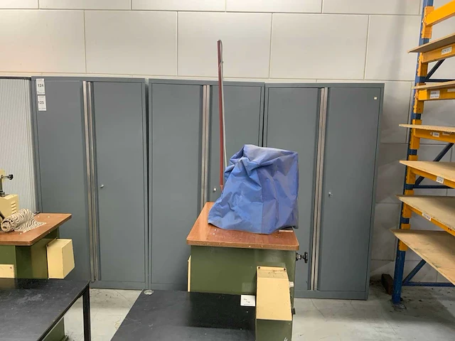 Werkplaatskast (3x) - afbeelding 1 van  1
