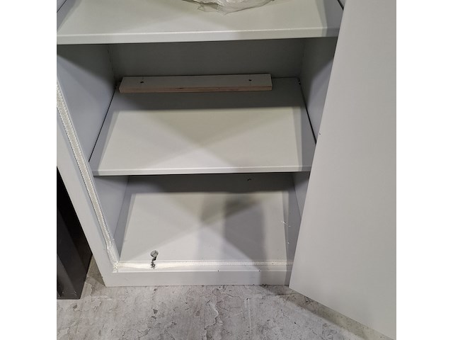 Werkplaatskast en brandkast - afbeelding 3 van  14