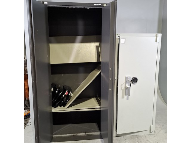 Werkplaatskast en brandkast - afbeelding 9 van  14