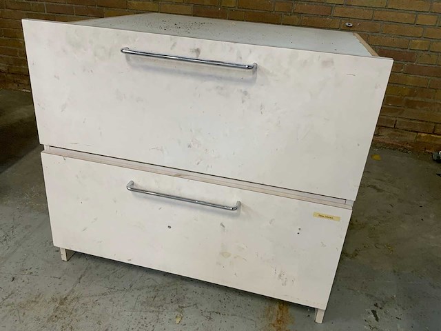 Werkplaatskast inclusief diverse inhoud (2x) - afbeelding 1 van  6