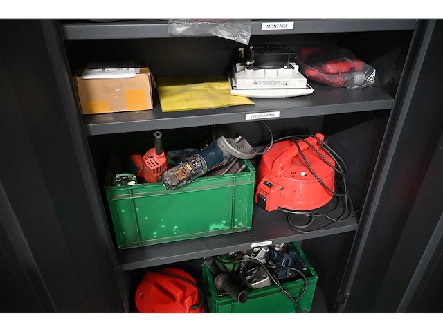 Werkplaatskast inclusief inhoud (elektrische) gereedschappen en werkplaatsinventaris - afbeelding 4 van  6