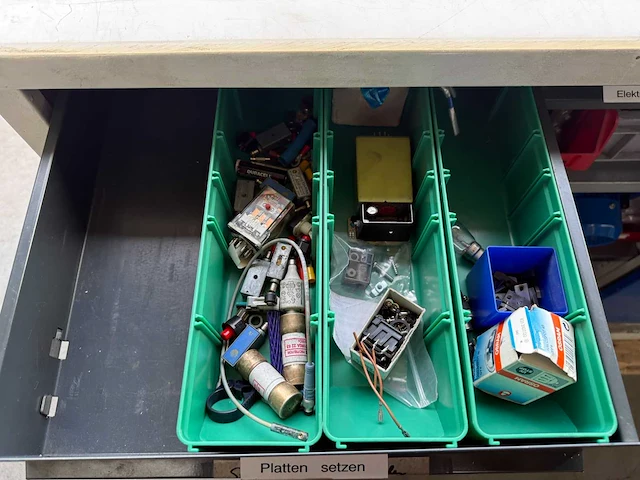 Werkplaatskast inclusief inhoud - afbeelding 2 van  9