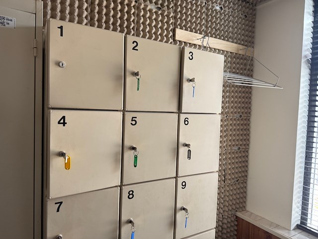 Werkplaatskast met 15-deurs locker - afbeelding 4 van  7