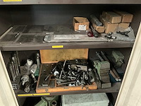 Werkplaatskast met inhoud (2x) - afbeelding 9 van  12