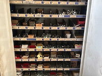 Werkplaatskast met inhoud (2x) - afbeelding 3 van  8