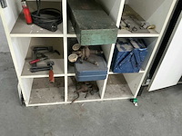 Werkplaatskast met inhoud (2x) - afbeelding 4 van  11