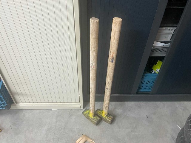 Werkplaatskast met inhoud (3x) - afbeelding 12 van  21