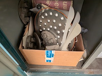 Werkplaatskast met inhoud van blerk - afbeelding 5 van  14