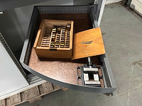 Werkplaatskast met inhoud - afbeelding 6 van  8