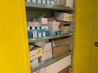 Werkplaatskast met inhoud - afbeelding 4 van  9