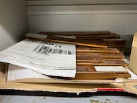 Werkplaatskast met inhoud. - afbeelding 9 van  12