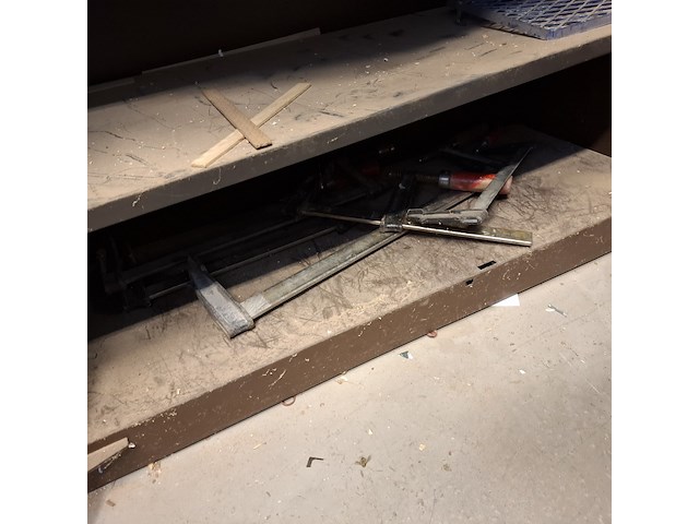 Werkplaatskast met inhoud - afbeelding 12 van  12