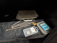 Werkplaatskast met inhoud - afbeelding 4 van  9