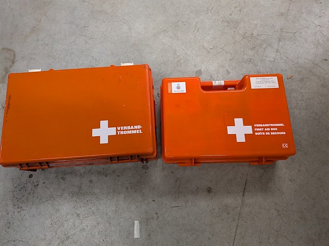 Werkplaatskast met inhoud - afbeelding 7 van  9