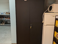 Werkplaatskast met inhoud - afbeelding 2 van  8