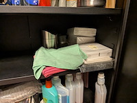 Werkplaatskast met inhoud - afbeelding 6 van  8