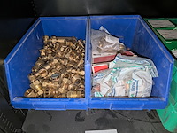 Werkplaatskast met inhoud - afbeelding 6 van  24