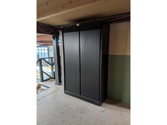 Werkplaatskast met inhoud - afbeelding 12 van  24