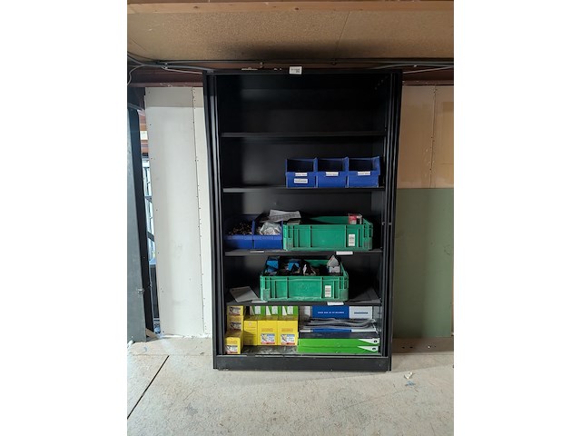 Werkplaatskast met inhoud - afbeelding 18 van  24