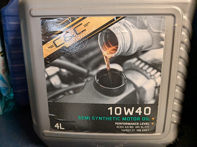 Werkplaatskast met inhoud - afbeelding 22 van  25