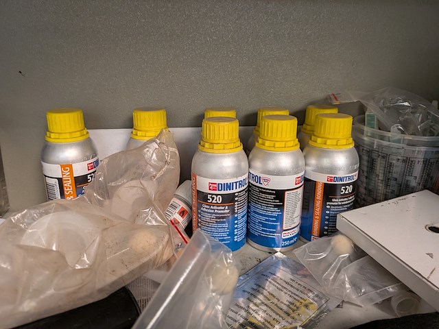 Werkplaatskast met inhoud - afbeelding 10 van  13