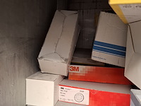 Werkplaatskast met inhoud - afbeelding 6 van  20