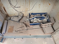 Werkplaatskast met inhoud - afbeelding 5 van  9