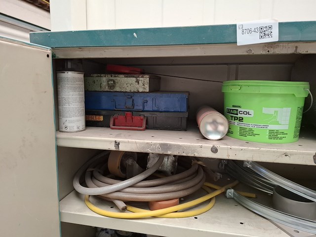 Werkplaatskast met inhoud - afbeelding 8 van  8